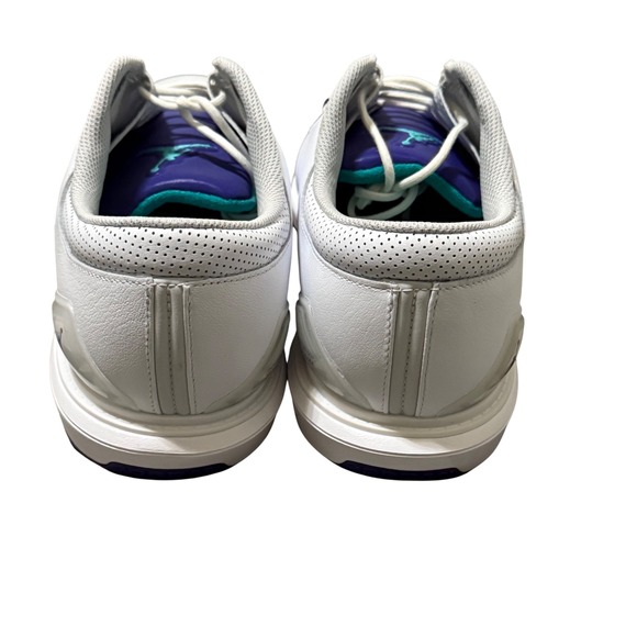Jordan ADG 5 Men\'s Size 12 White Spikeless Golf Shoes‎